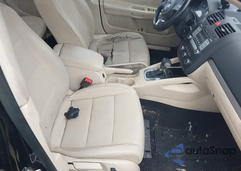 2010 Volkswagen Jetta Limited Edition from USA, damaged, VIN 3VWRZ7AJ7AM162121